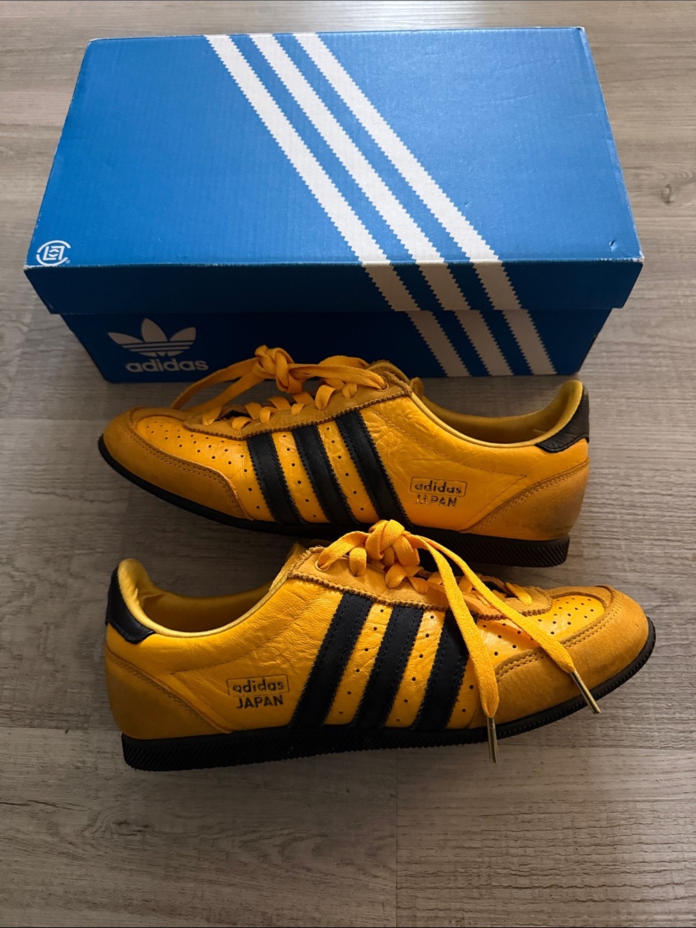 Adidas Japan Trainer Sneakers in Yellow and Black stripe worn once